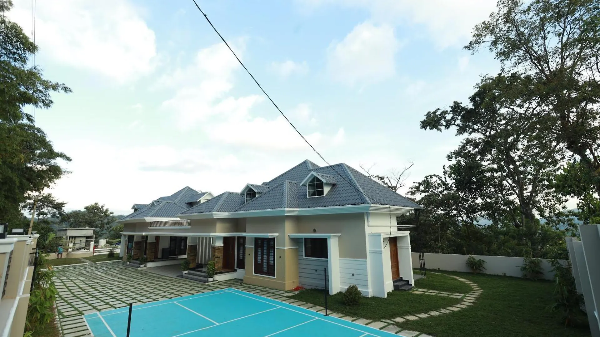 Twin Cottages Thekkady Vila